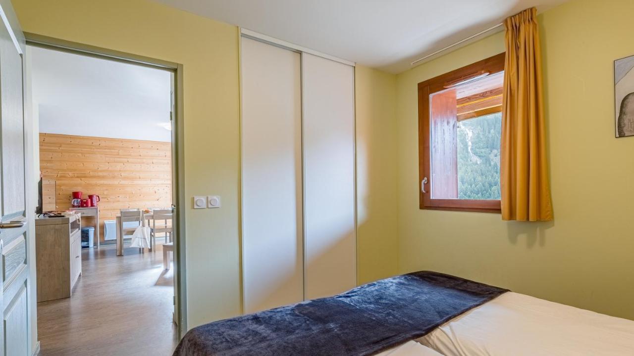 Madame Vacances Les Epinettes Vaujany Luaran gambar